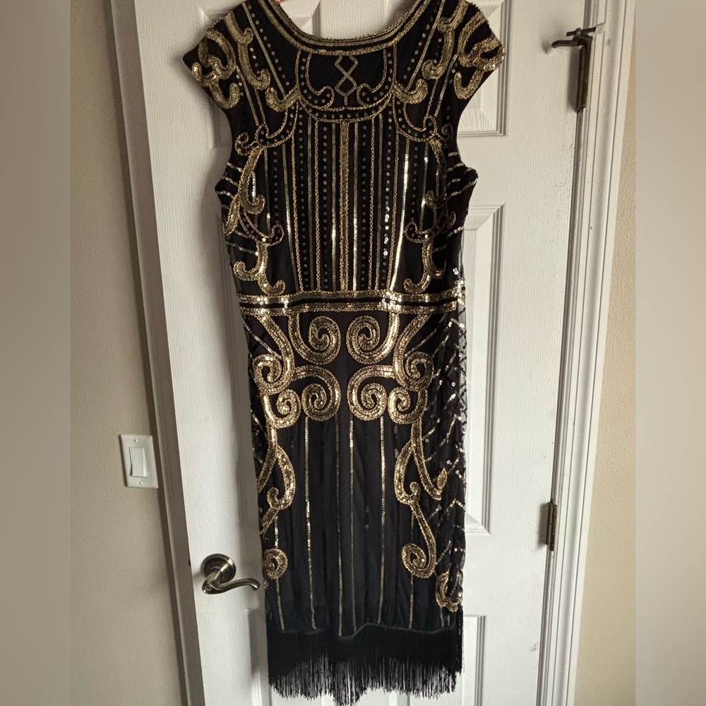 20s Inspired Black and Gold Sequin Dress